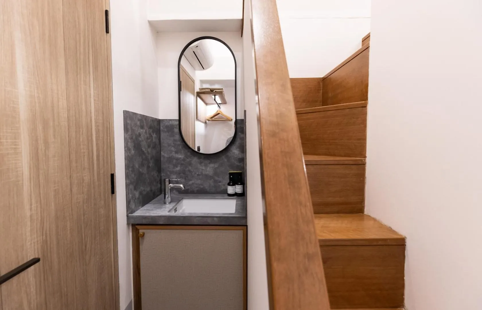 Hotel Heritage Collection On Victoria - Mobile App Check-In Singapore
